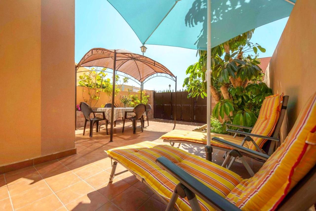 Remarkable 2-Bed House In Arona Arona  Kültér fotó